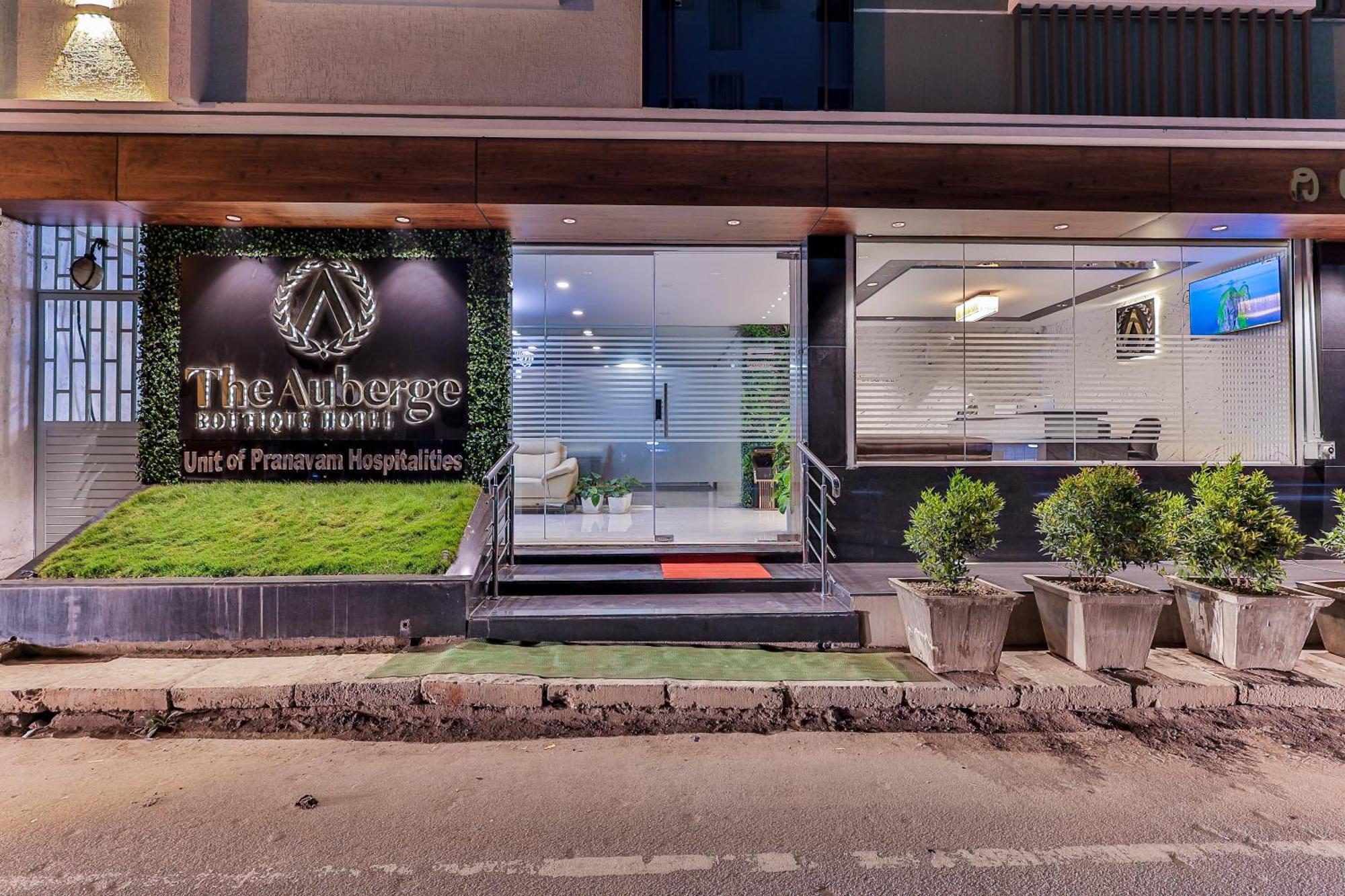 The Auberge Boutique Hotel - Manyata Tech Park Bangalore Exterior foto